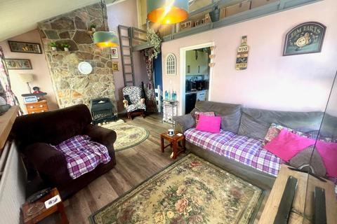 3 bedroom end of terrace house for sale, Reine de Pres, Alderney