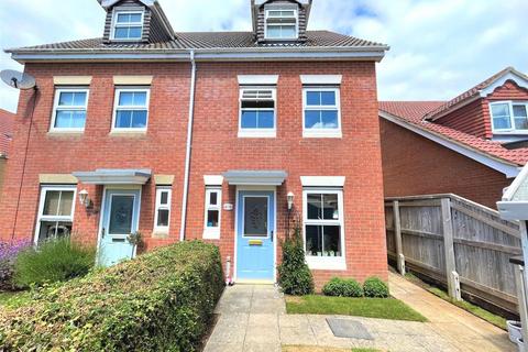 3 bedroom semi-detached house for sale, Osborne Heights, East Cowes