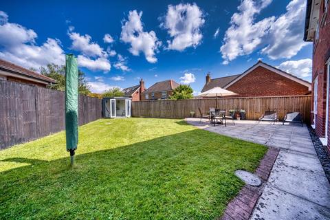 2 Bramblewood, Yatton, Bristol, BS49 4QH