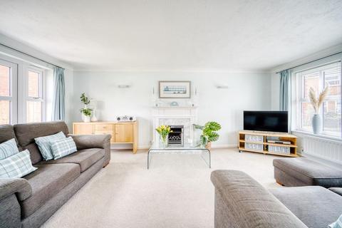 2 Bramblewood, Yatton, Bristol, BS49 4QH