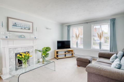 2 Bramblewood, Yatton, Bristol, BS49 4QH