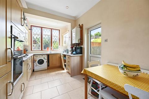26 Manor Lane, Sutton, SM1 4AR