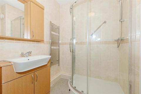 1 bedroom retirement property for sale, Cambridge Lodge, Southey Road, Worthing