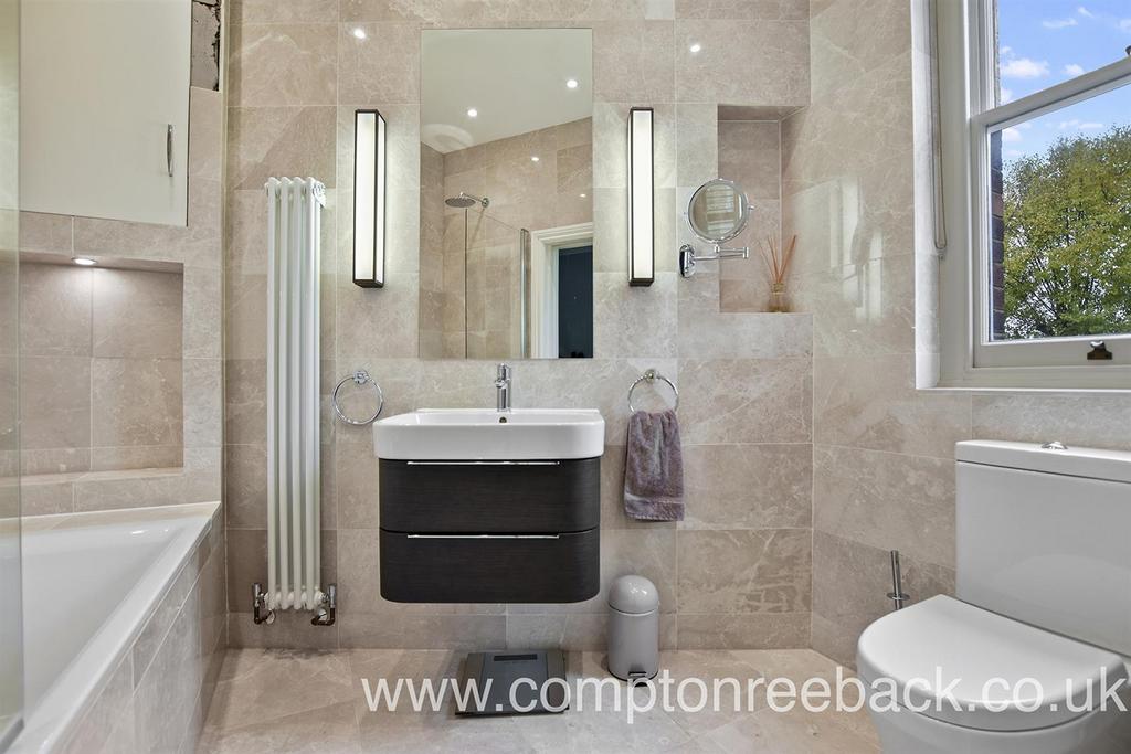 Master En-suite