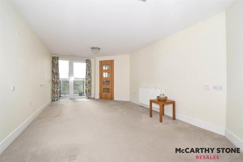 1 bedroom apartment for sale, Glenhills Court, Little Glen Road, Glen Parva, Leicester