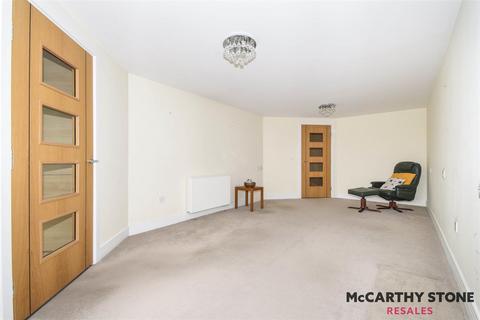 1 bedroom apartment for sale, Glenhills Court, Little Glen Road, Glen Parva, Leicester