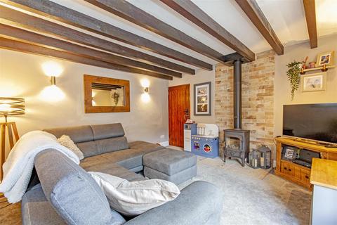 3 bedroom barn conversion for sale, Winnow Cottage, Wardlow, SK17 8RP