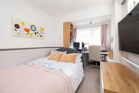 8 Carroll Close, Poole, BH12 1PL
