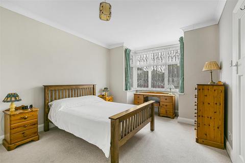 4 Chattern Road, Ashford, TW15 1AF