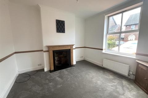 2 bedroom house to rent, Hawthorn Street, Wilmslow, Cheshire