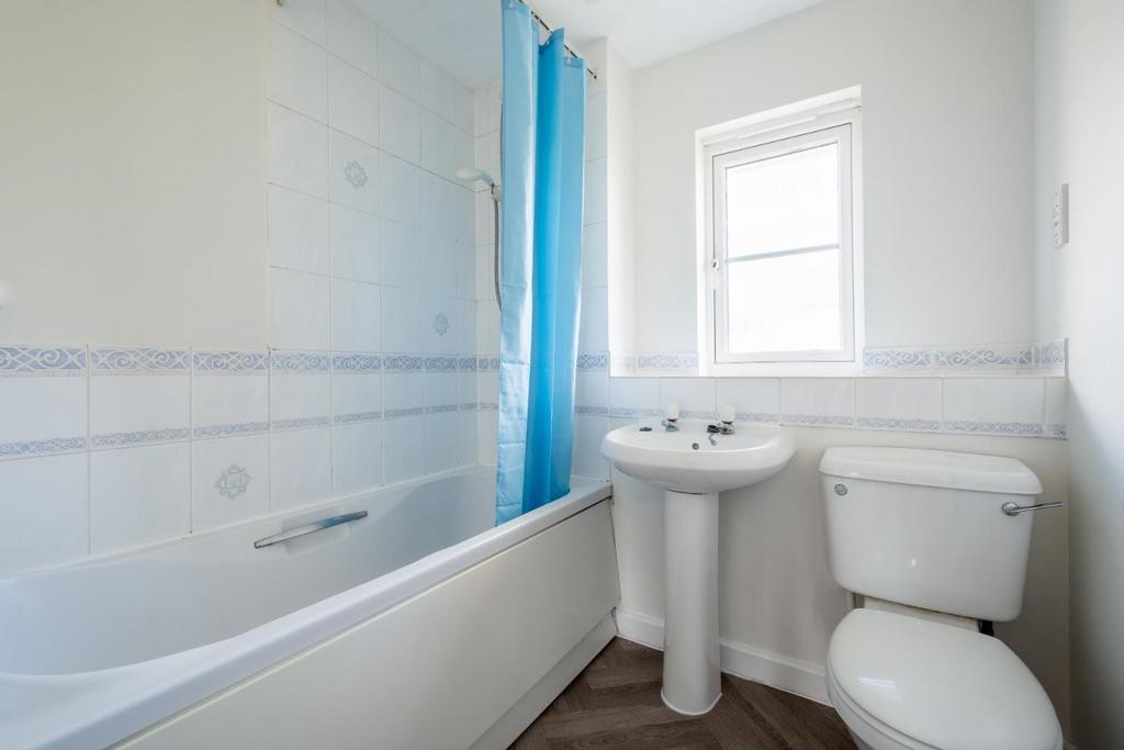 11 Old England Way BA2 8 TL-15.jpg