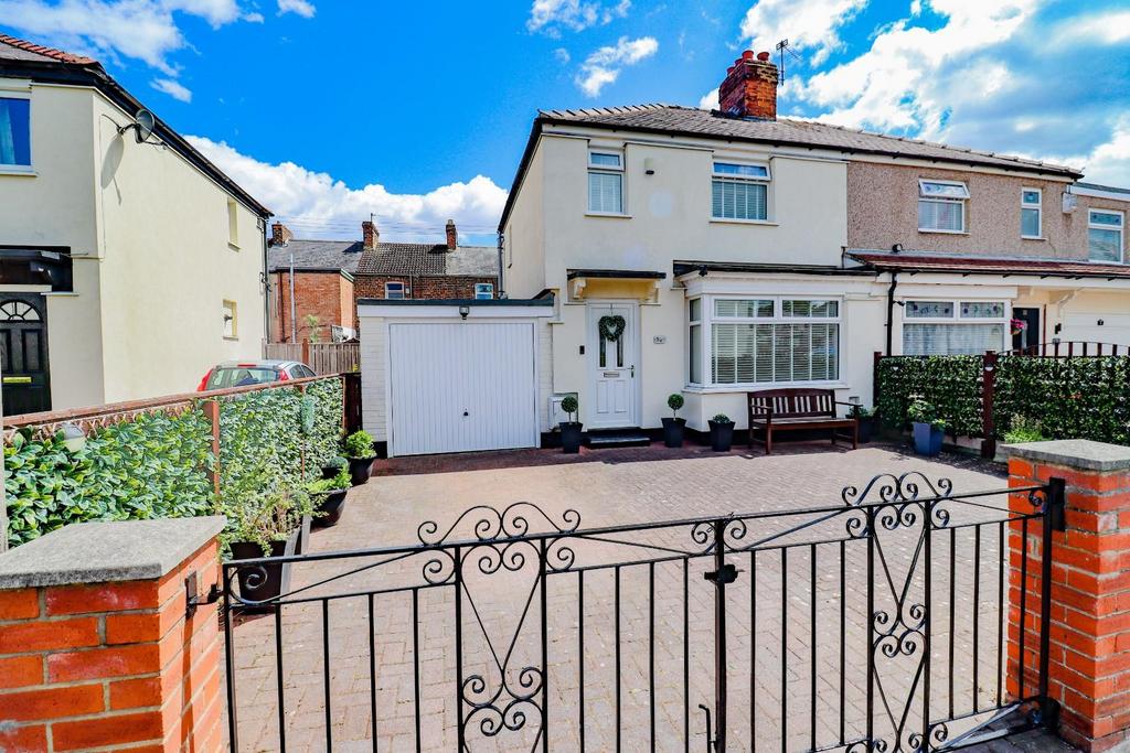 Rugby Road, Oxbridge... 3 bed semidetached house for sale £130,000