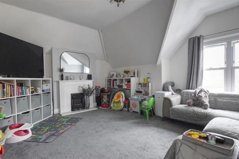 2 bedroom flat for sale, Albany Road, Bexhill-On-Sea