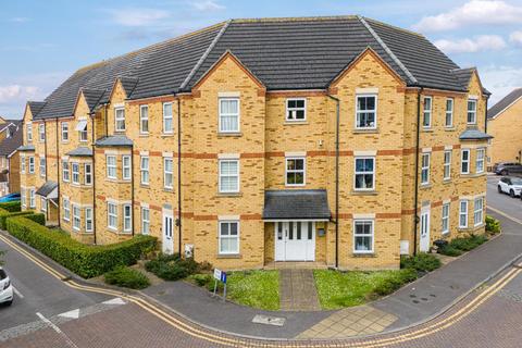 2 bedroom flat for sale, 3 Hyde Close, Romford RM1