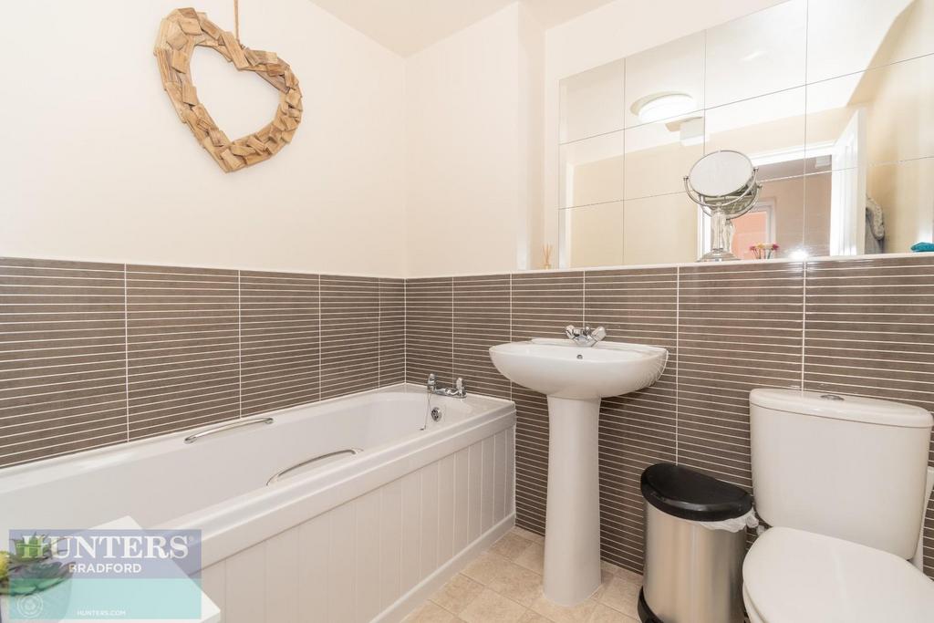 First floor family bathroom