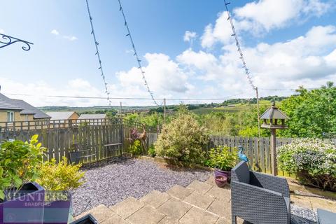 3 bedroom semi-detached house for sale, Beck Bridge Lane Allerton, Bradford, West Yorkshire, BD15 8HE