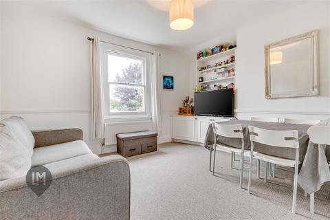 Flat 3, 101 Ridgway, London, SW19 4SX