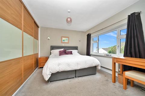 41 Carr Lane, Rawdon, Leeds, LS19 6PD