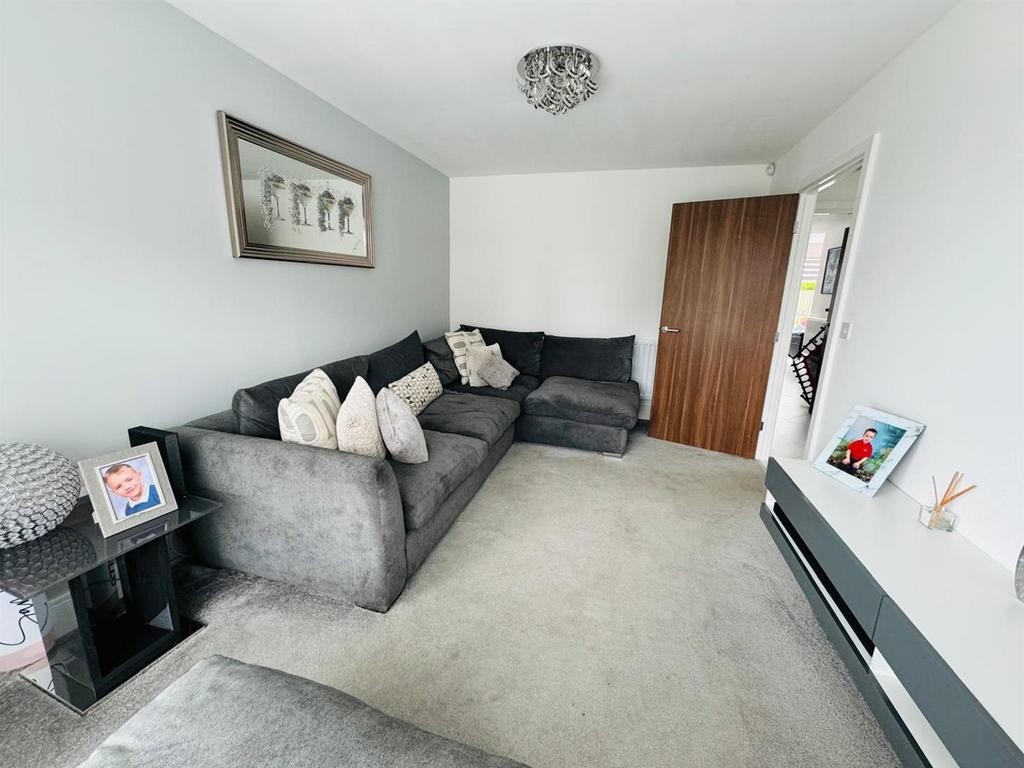 Formal Lounge