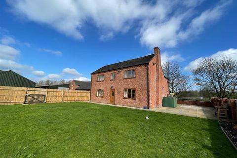 4 bedroom detached house to rent, Cotton Mill FarmBypass RoadUttoxeterStaffordshire