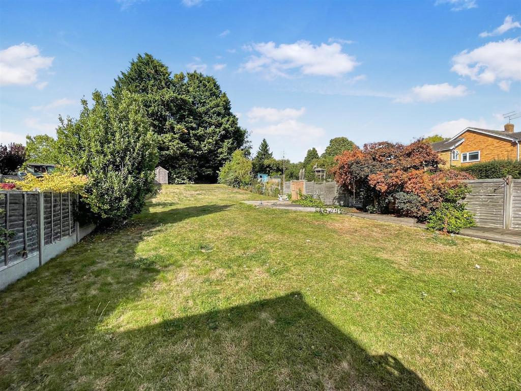 119963 20250902075459.jpg