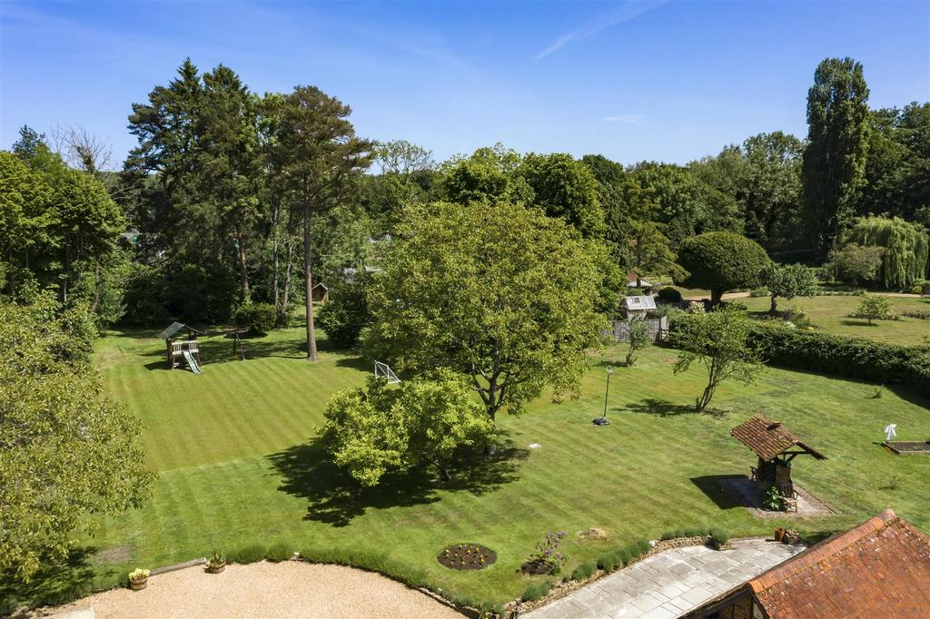 Compton-Cottage-Compton-Guildford-GU3-1 JF-DRONE-1