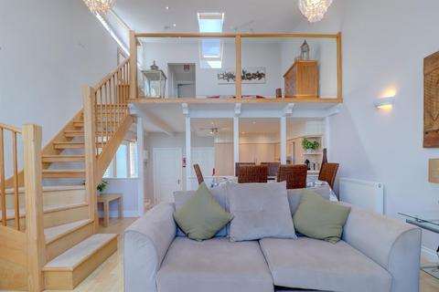 3 bedroom semi-detached house for sale, Seafront, Golden Bay Holiday Village, Westward Ho!