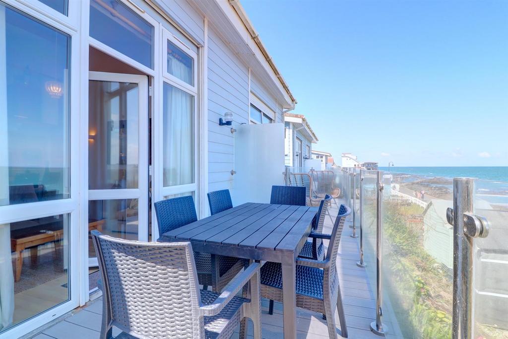 Decking .3.jpg