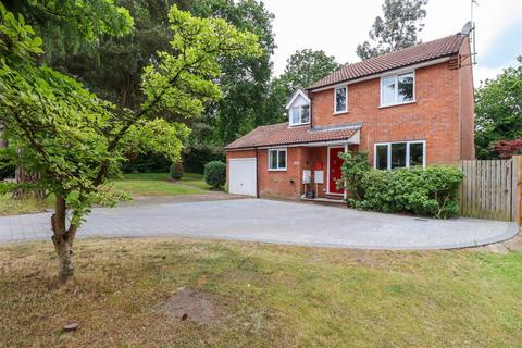 4 bedroom detached house for sale, Earlsbourne, Fleet GU52