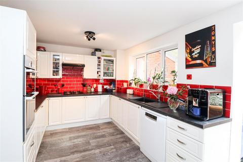 4 bedroom detached house for sale, Earlsbourne, Fleet GU52