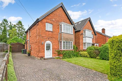 3 bedroom detached house for sale, Tollgate Road, Andover