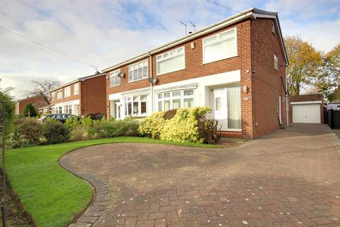 3 bedroom semi-detached house for sale, Carr Lane, Willerby, Hull