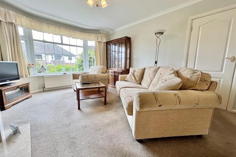 3 bedroom semi-detached house for sale, Lytham Drive, Bradford BD13