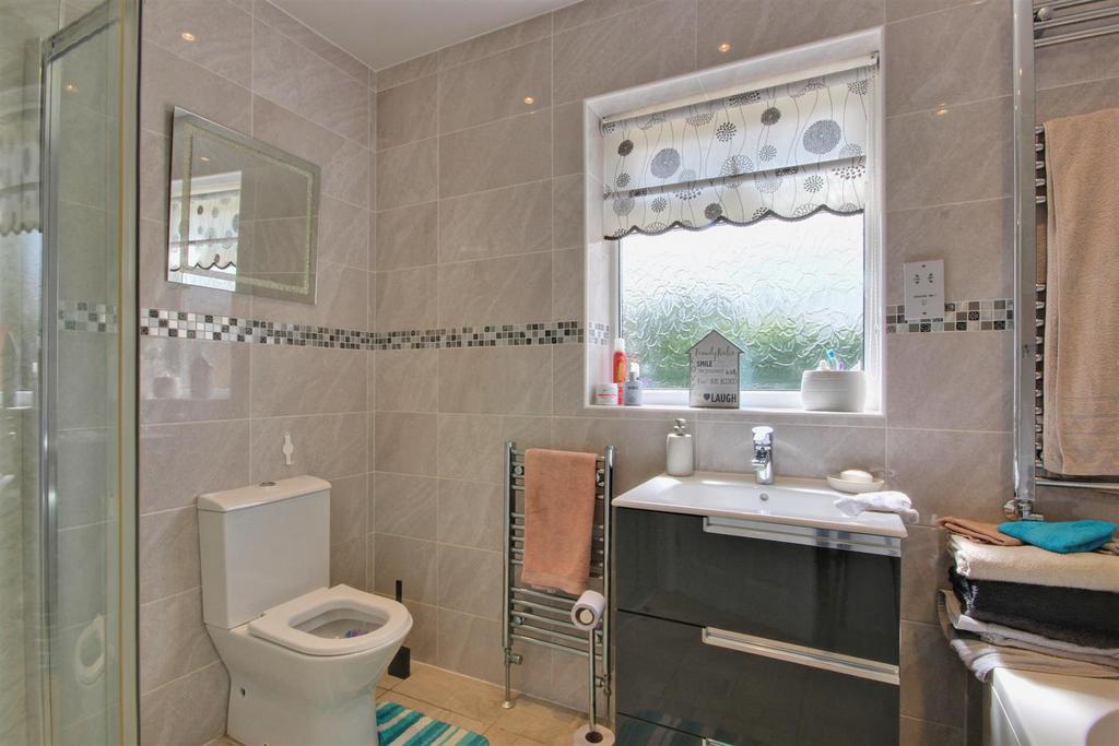 Four piece Bathroom
