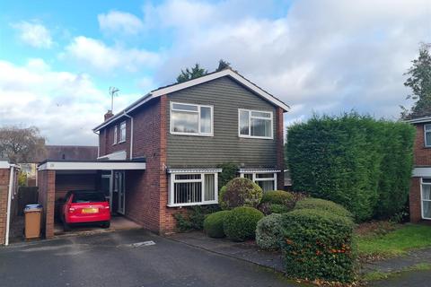 4 bedroom detached house to rent, The Charters, Lichfield