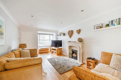 11 Rufford, Tamworth, B79 7UT