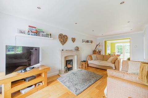11 Rufford, Tamworth, B79 7UT