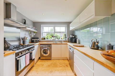 11 Rufford, Tamworth, B79 7UT