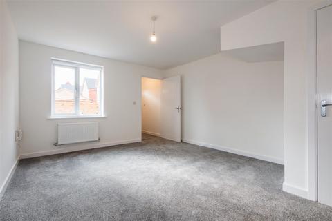 3 bedroom terraced house to rent, Brookfields Place, Coventry