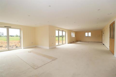 4 bedroom detached house for sale, Pasture House, Hornby Road, Appleton Wiske, Northallerton DL6 2AF