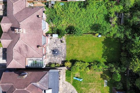 178 Stoneleigh Park Road, Epsom, KT19 0RG