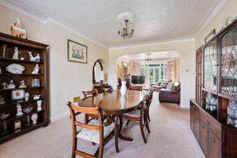 178 Stoneleigh Park Road, Epsom, KT19 0RG