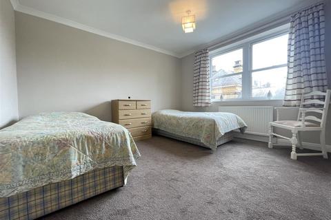 2 bedroom flat for sale, Filey Road, Linwood Court, YO11