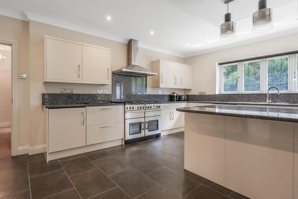 Extended Breakfast Kitchen