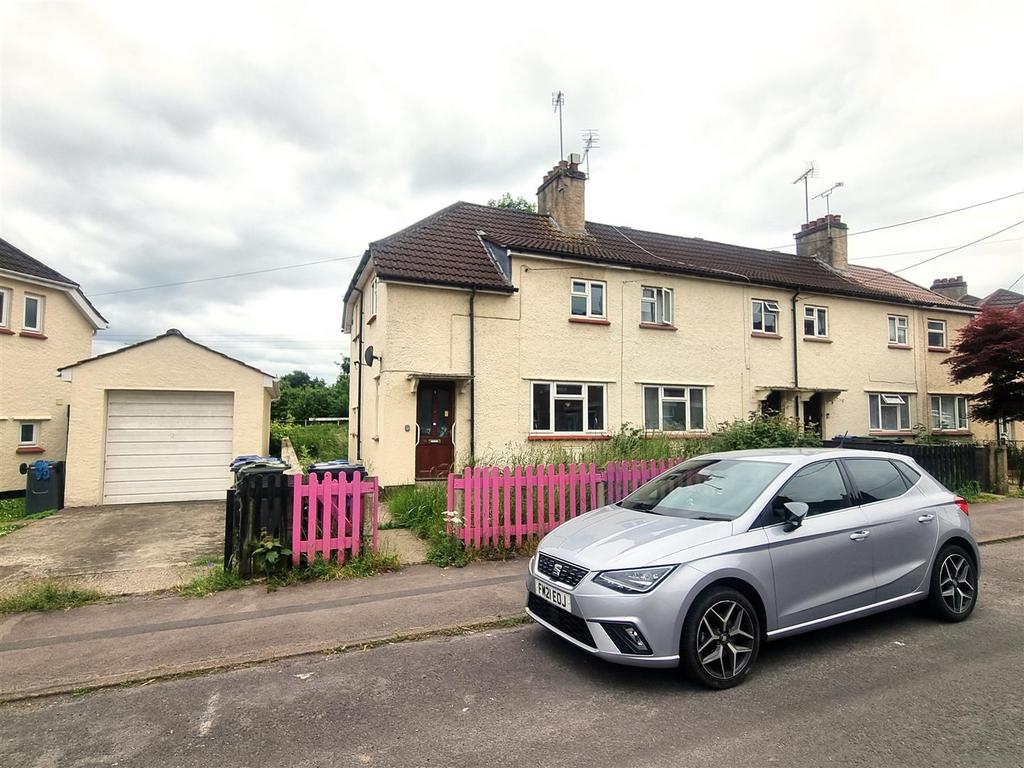 Canterbury Street, Chippenham 3 bed terraced house for sale £150,000