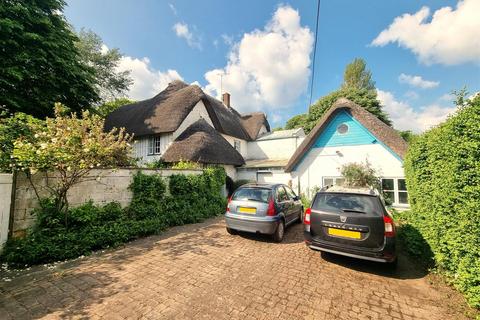 5 bedroom detached house for sale, Wilcot, Pewsey