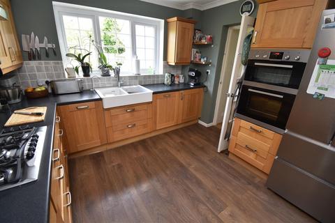 17 Mead Road, Portishead, Bristol, BS20 6RZ
