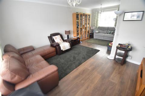 17 Mead Road, Portishead, Bristol, BS20 6RZ