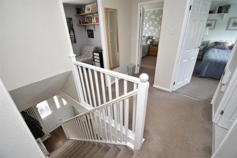 17 Mead Road, Portishead, Bristol, BS20 6RZ