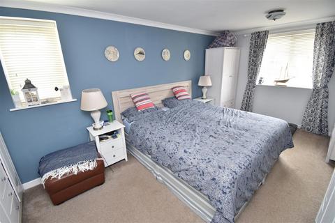 17 Mead Road, Portishead, Bristol, BS20 6RZ